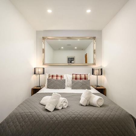 Stylish & Central 2Br Stockbridge Gem เอดินบะระ ภายนอก รูปภาพ