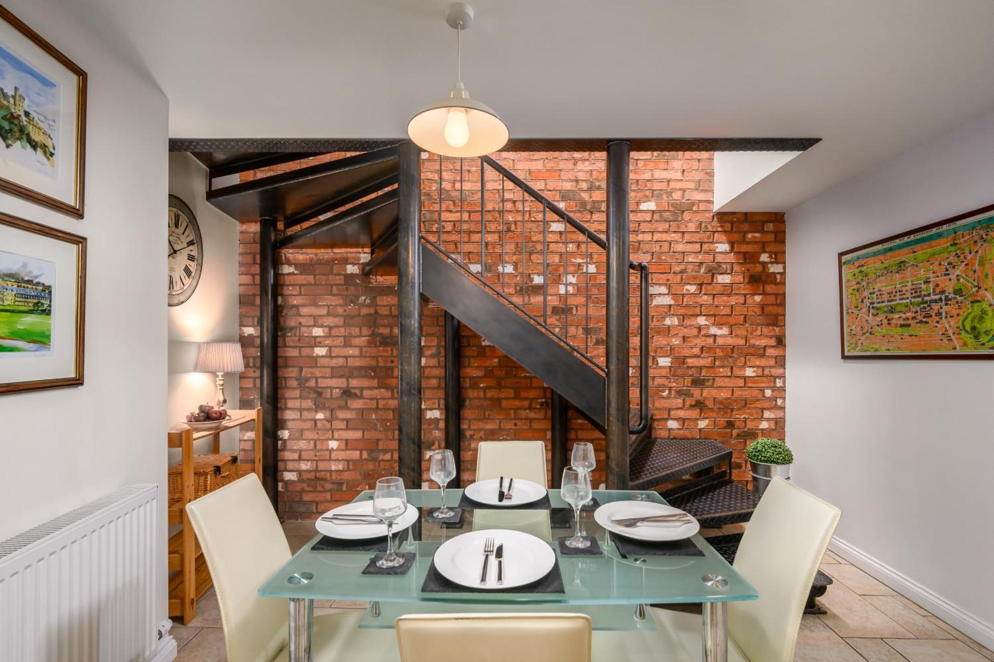 Stylish & Central 2Br Stockbridge Gem เอดินบะระ ภายนอก รูปภาพ